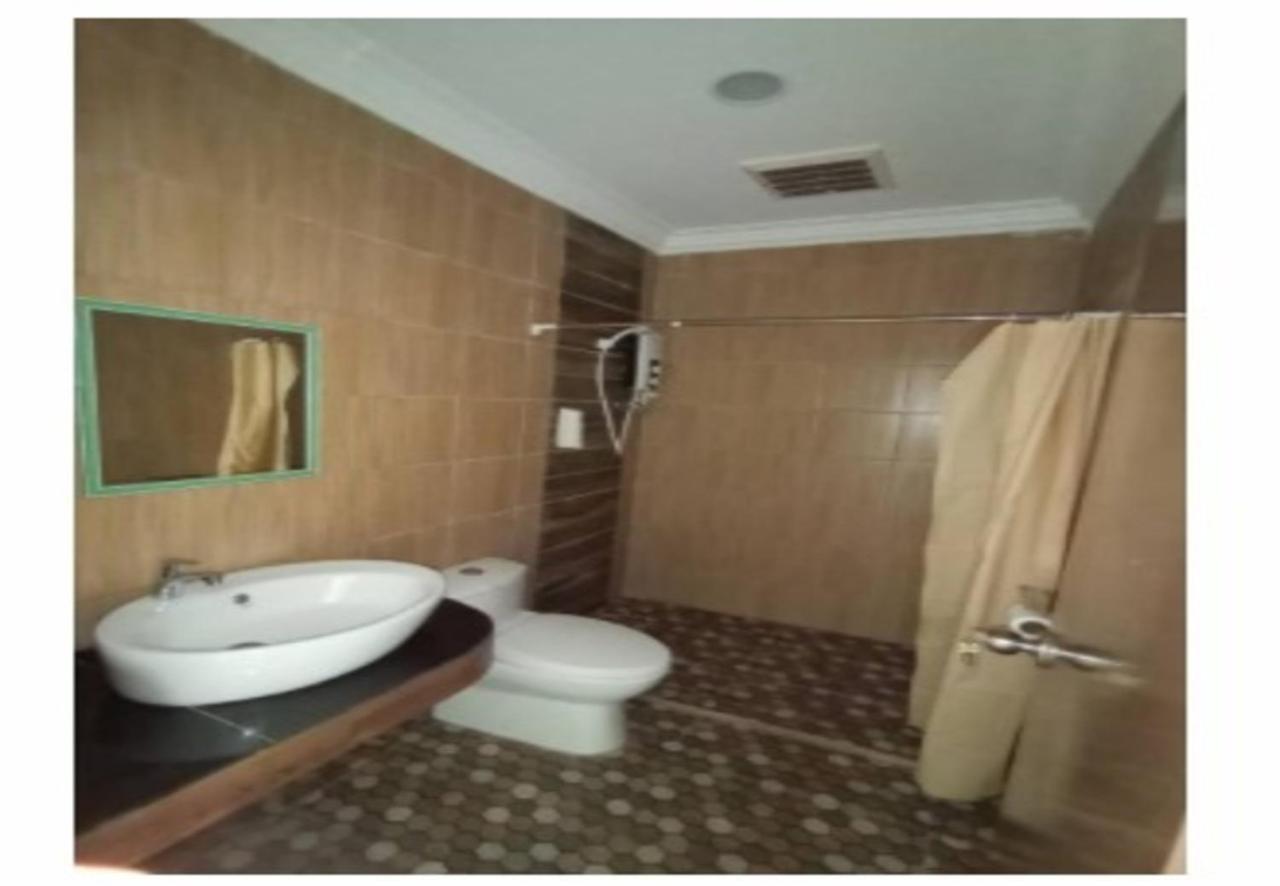 Santiri Island Resort Семпорна Екстериор снимка
